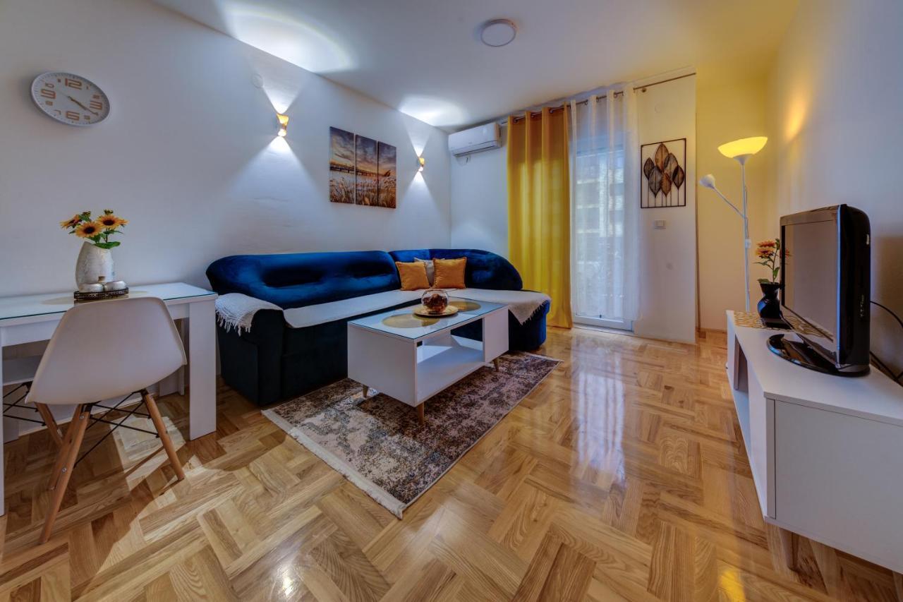 Apartment Makao Podgorica Buitenkant foto