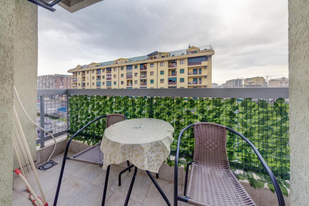 Apartment Makao Podgorica Buitenkant foto